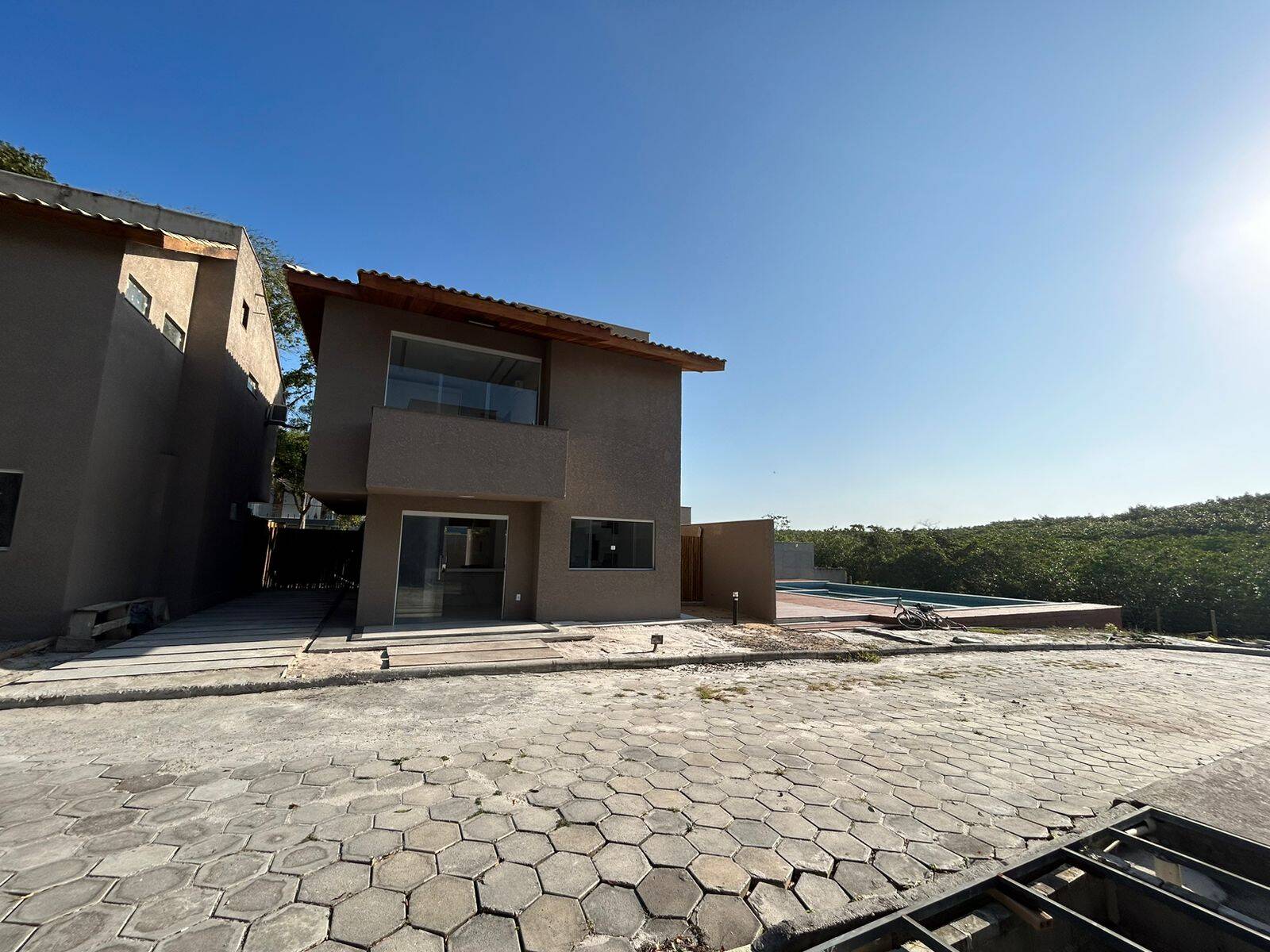 Casa à venda e aluguel com 4 quartos - Foto 1
