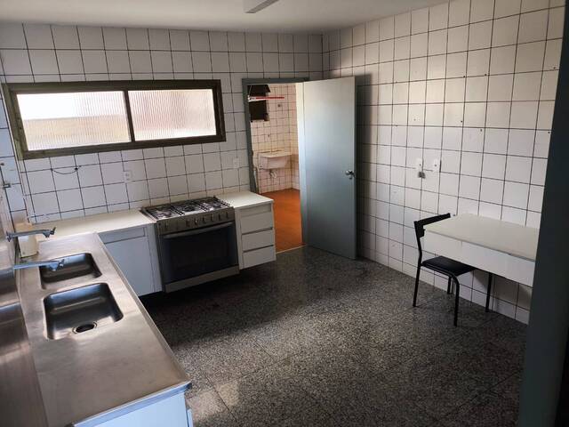 #61 - Apartamento para Venda em Salvador - BA - 3
